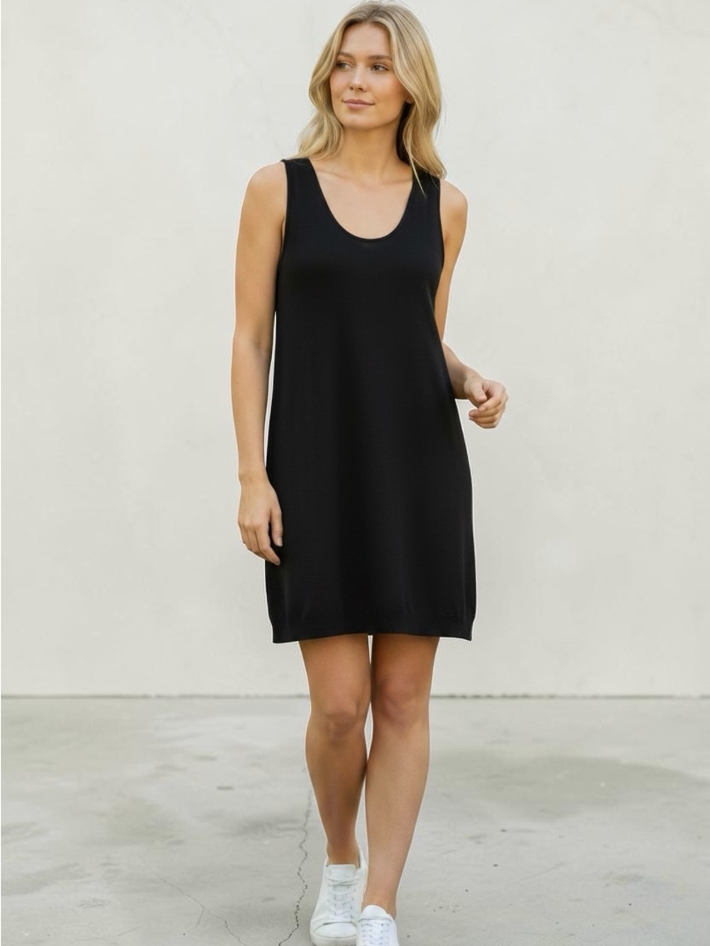 Theory Black Sleeveless Shift Dress Petite Scoop Neck Minimalist